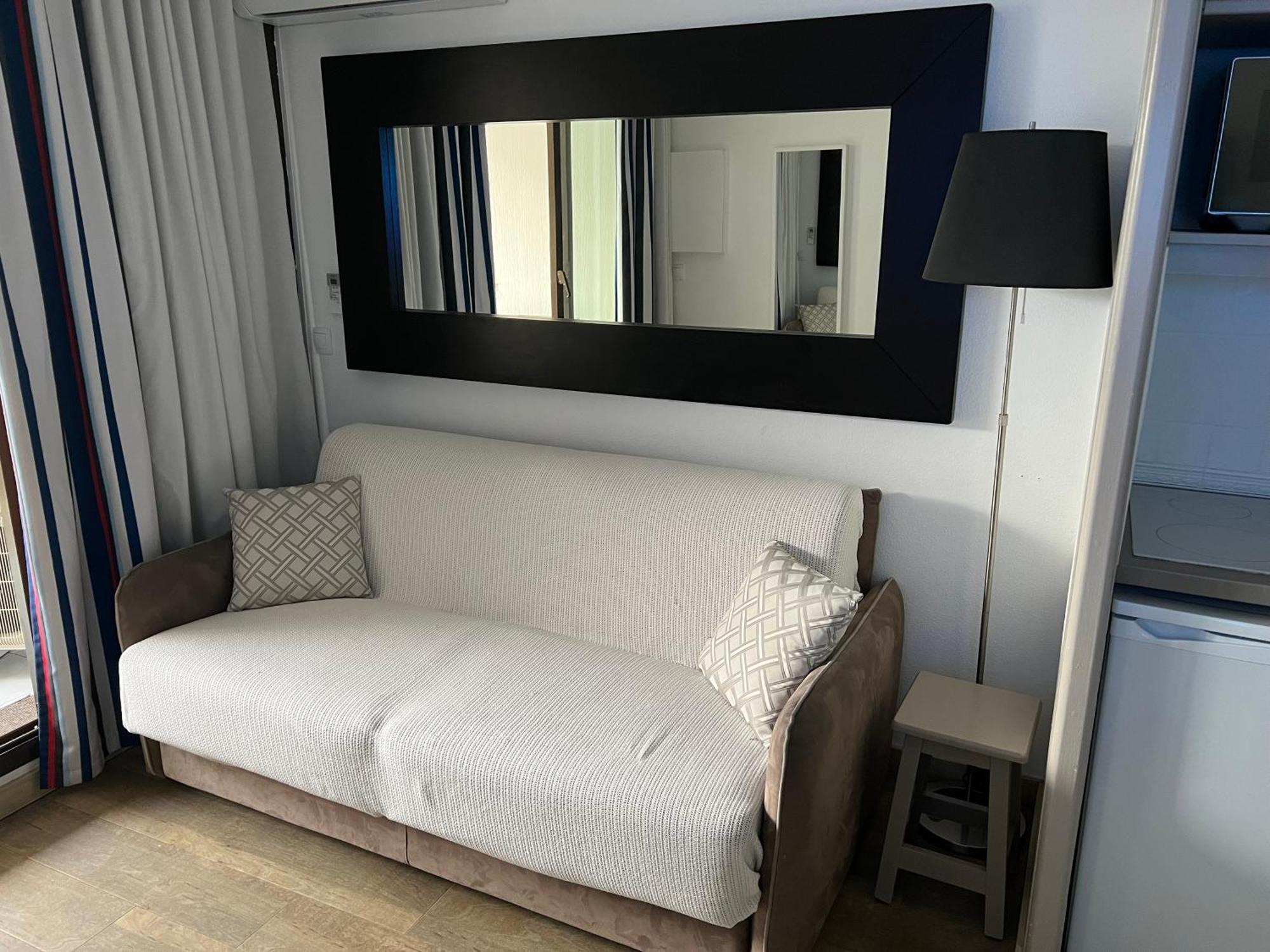 Appartement Bord De Mer Residence L'Ange Gardien Villefranche-sur-Mer Bagian luar foto