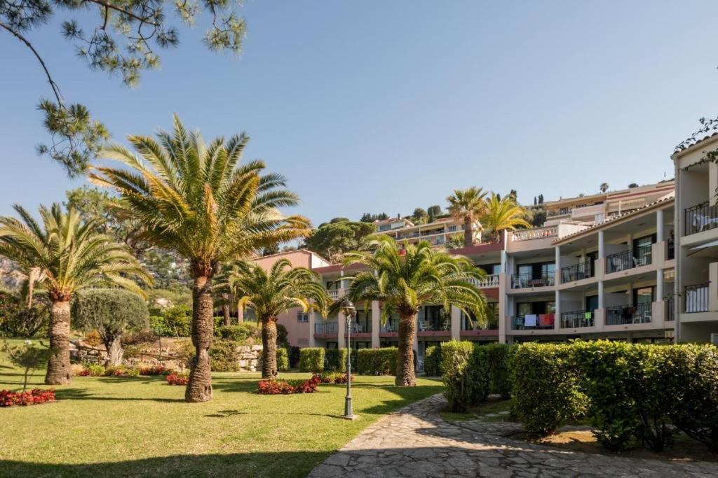 Appartement Bord De Mer Residence L'Ange Gardien Villefranche-sur-Mer Bagian luar foto
